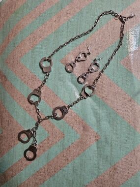 Handcuff Link Silver Tone Necklace and Matching Earrings